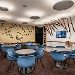 Eurostars Uhotel Hotel