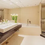 Hotel Eurostars Uhotel 4*