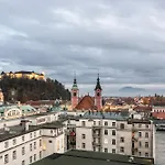 Eurostars Uhotel Szálloda 4*