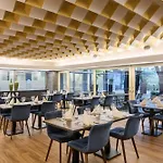 Szálloda Eurostars Uhotel Ljubljana