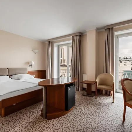 Eurostars Uhotel