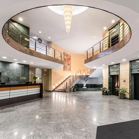 Eurostars Uhotel 4*