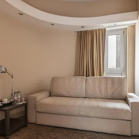 Eurostars Uhotel Hotel 4*
