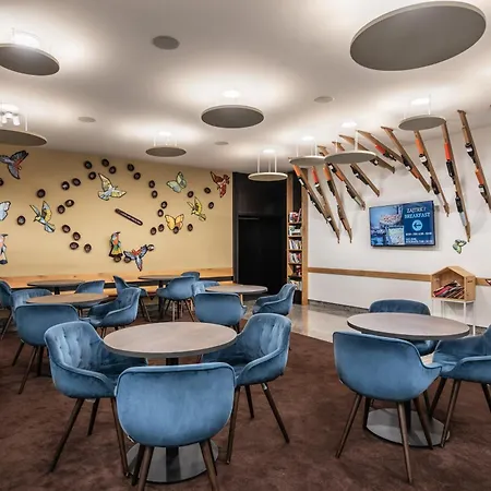 Eurostars Uhotel Szálloda