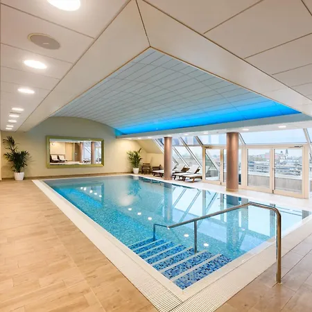 Otel Eurostars Uhotel 4*