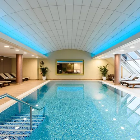 Eurostars Uhotel