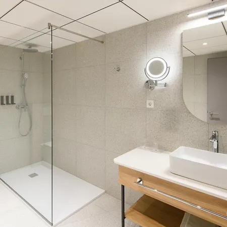 Eurostars Uhotel 4*