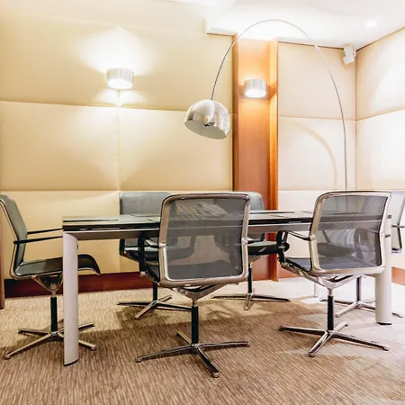 Otel Eurostars Uhotel Ljubljana