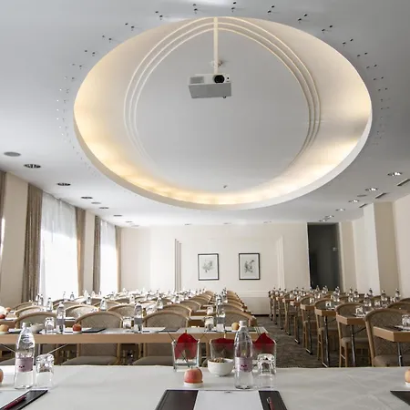 Eurostars Uhotel