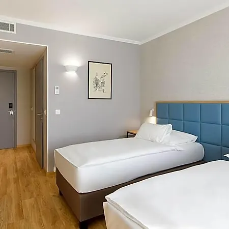 Hotel Eurostars Uhotel