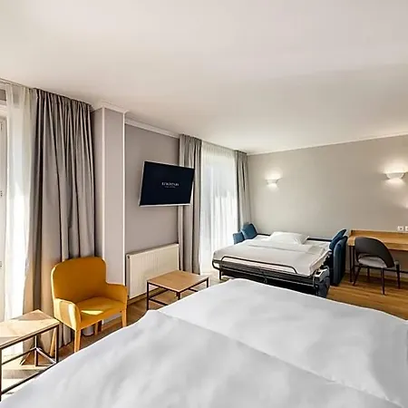 Eurostars Uhotel מלון 4*