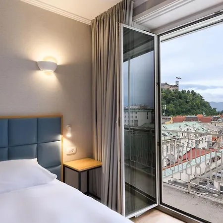 Otel Eurostars Uhotel