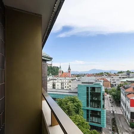 Otel Eurostars Uhotel Ljubljana
