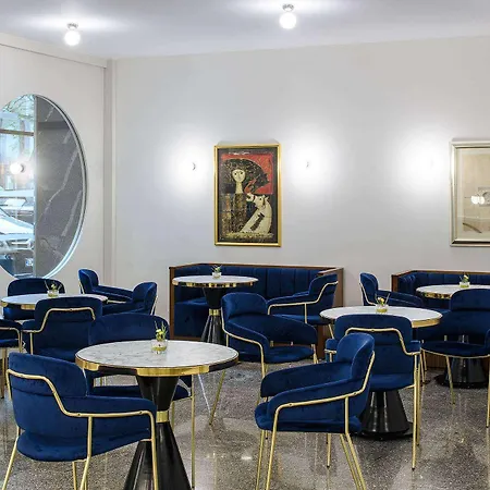 Eurostars Uhotel Szálloda 4*