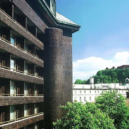 Hotell Eurostars Uhotel