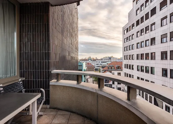 Eurostars Uhotel Otel 4*