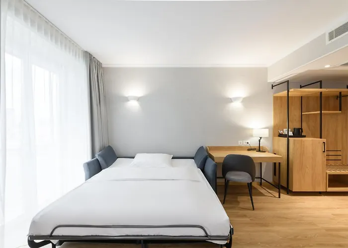 Hotel Eurostars Uhotel