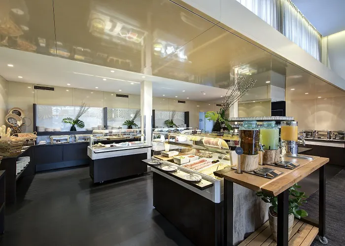 Otel Eurostars Uhotel